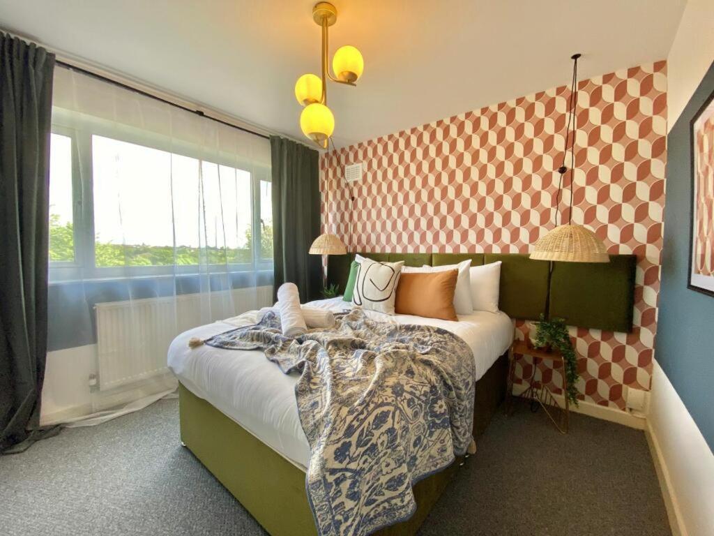 Coventry Huge 4Bed 2Bath Private Parking Nec By Empower Homes Exterior photo